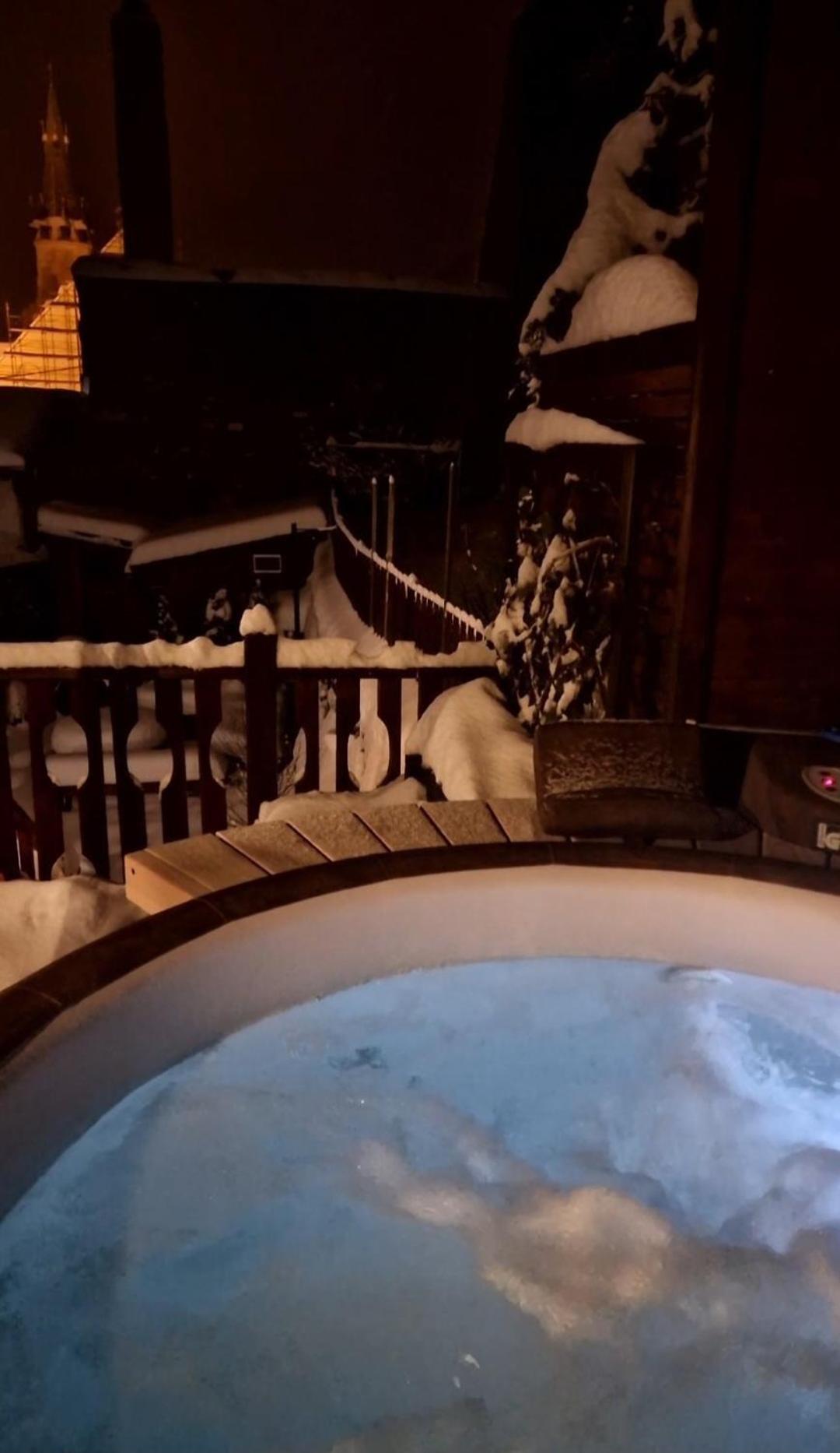 U Vahy Jachymov Apartment Bagian luar foto