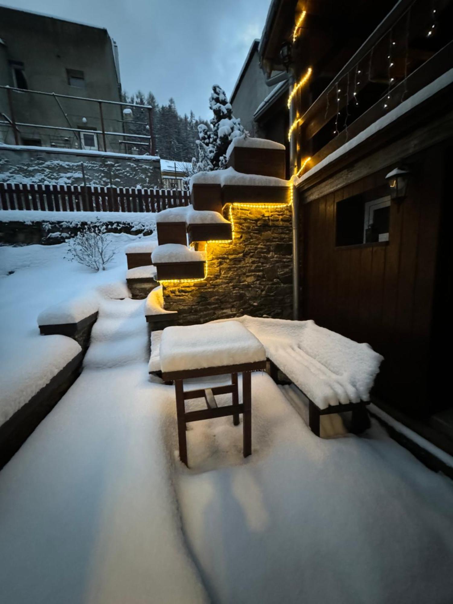 U Vahy Jachymov Apartment Bagian luar foto
