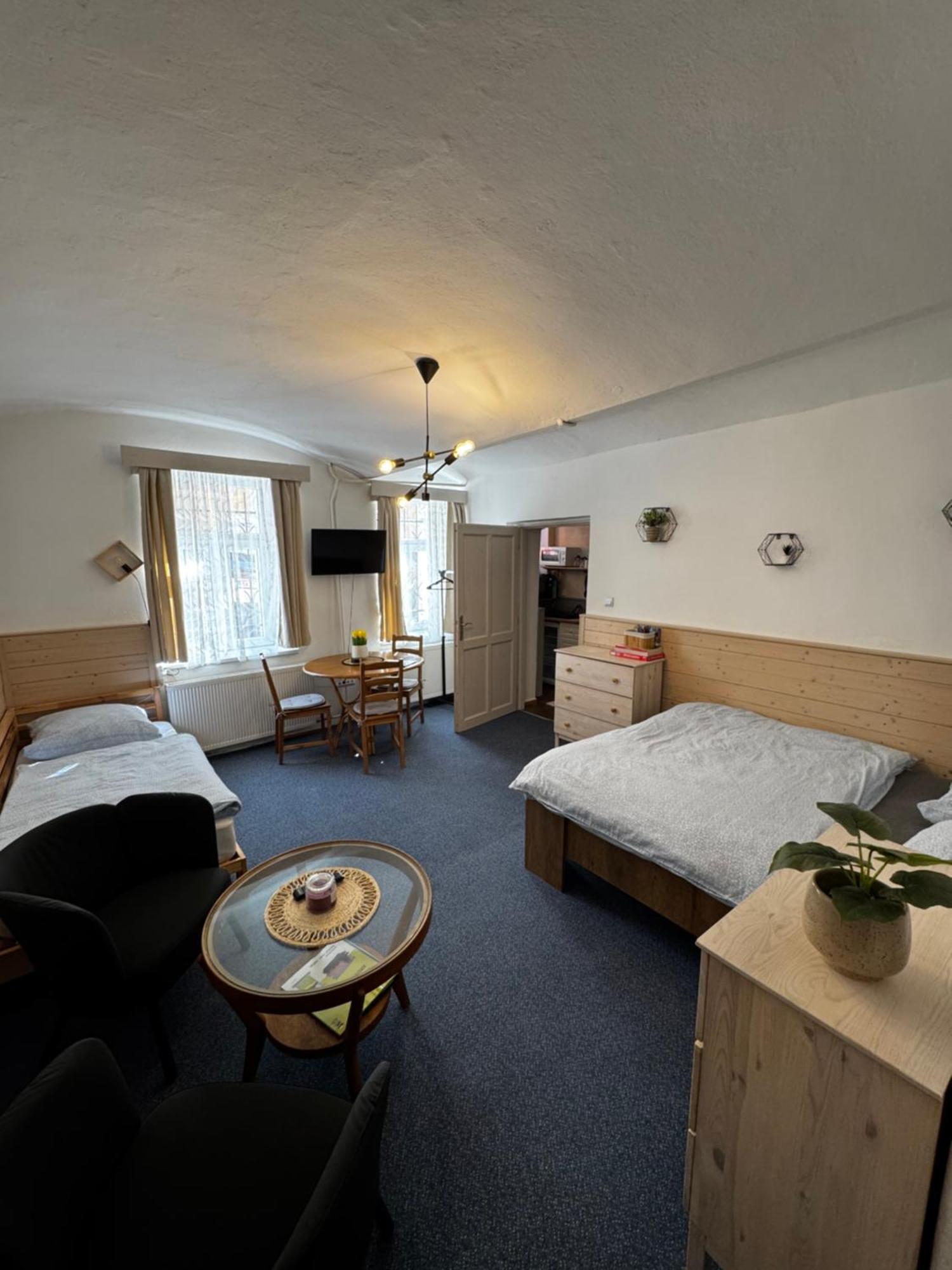 U Vahy Jachymov Apartment Bagian luar foto